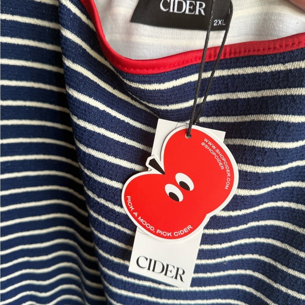 Plus Casual CIDER navy And White Striped Romper With Pockets Red Details NWT 2XL - Picture 3 of 3